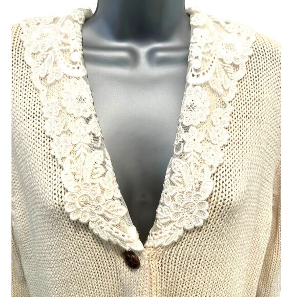 Chaus Vintage Ivory Cream Cardigan Sweater with Embroidered Floral Collar-Small - Picture 2 of 10